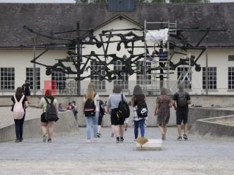 KZ Gedenkstätte Dachau <i>Bild  67460 Grueter</i> / <a href=/confor2/?bld=67460&pst=67427&aid=575><strong>Anfrage</strong> zu Bild</a> / 