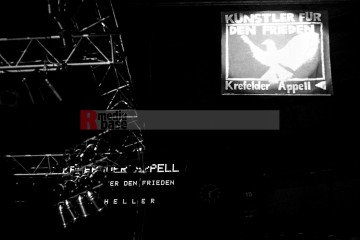 21.11.1981: krefelder forum, künstler für den frieden , dortmu | jovofoto | <a href=/confor2/?bld=70127&t=d&pst=70115&aid=23&dc=2323&i1=jovofoto><strong>Download Bild 70127...</strong></a> |