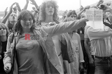 Künstler für den Frieden, Bochum, 11. September 1982 | jovofoto | <a href=/confor2/?bld=70195&t=d&pst=70151&aid=23&dc=0112&i1=jovofoto><strong>Download Bild 70195...</strong></a> |