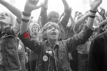 Künstler für den Frieden, Bochum, 11. September 1982 | jovofoto | <a href=/confor2/?bld=70200&t=d&pst=70151&aid=23&dc=0112&i1=jovofoto><strong>Download Bild 70200...</strong></a> |