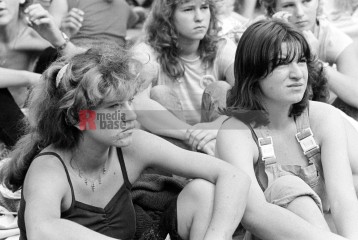 Künstler für den Frieden, Bochum, 11. September 1982 | jovofoto | <a href=/confor2/?bld=70203&t=d&pst=70151&aid=23&dc=0112&i1=jovofoto><strong>Download Bild 70203...</strong></a> |