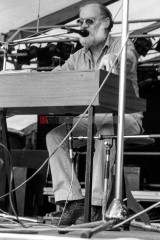 11.9.1982: künstler für den frieden, ruhrstadion bochum | jovofoto | <a href=/confor2/?bld=70222&t=d&pst=70151&aid=23&dc=0112&i1=jovofoto><strong>Download Bild 70222...</strong></a> |
