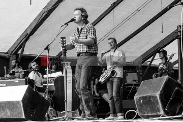 11.9.1982: künstler für den frieden, ruhrstadion bochum | jovofoto | <a href=/confor2/?bld=70232&t=d&pst=70151&aid=23&dc=0113&i1=jovofoto><strong>Download Bild 70232...</strong></a> |