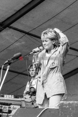11.9.1982: künstler für den frieden, ruhrstadion bochum | jovofoto | <a href=/confor2/?bld=70235&t=d&pst=70151&aid=23&dc=0113&i1=jovofoto><strong>Download Bild 70235...</strong></a> |