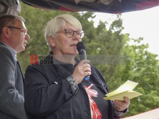 80. Jahrestag der Befreiung -Veranstaltung am Museum Berlin Karl | Rudi Denner/R-mediabase | <a href=/confor2/?bld=94359&t=d&pst=94339&aid=86&dc=1332&i1=Rudi%20Denner/R-mediabase><strong>Download Bild 94359...</strong></a> |