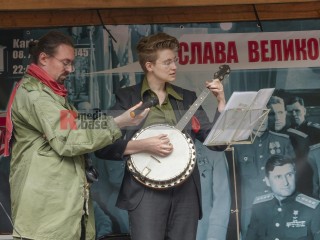80. Jahrestag der Befreiung -Veranstaltung am Museum Berlin Karl | Rudi Denner/R-mediabase | <a href=/confor2/?bld=94370&t=d&pst=94339&aid=86&dc=1333&i1=Rudi%20Denner/R-mediabase><strong>Download Bild 94370...</strong></a> |