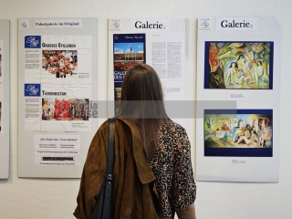 Ausstellung zum 50. Jahrestag der Palasteröffnung Palast der Republik | sabineschefferberlin | <a href=/confor2/?bld=100259&t=d&pst=&aid=802&dc=1714&i1=sabineschefferberlin><strong>Download Bild 100259...</strong></a> |