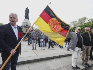 © Rudi Denner/R-mediabase | <a href=/confor2/?bld=100562&t=d&pst=&aid=86&dc=2203&i1=><strong>Anfrage</strong></a>