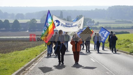 Bildrechte jochen vogler/r-mediabase.eu # Friedensdemo am 3.10.2022 in Uedem