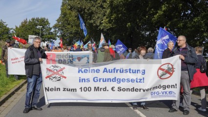 Bildrechte jochen vogler/r-mediabase.eu # Friedensdemo am 3.10.2022 in Uedem