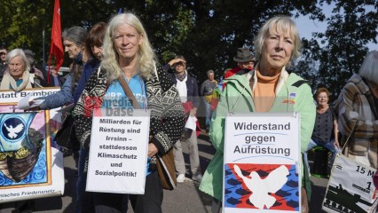 Bildrechte jochen vogler/r-mediabase.eu # Friedensdemo am 3.10.2022 in Uedem