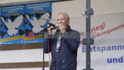 Bildrechte jochen vogler/r-mediabase.eu # Friedensdemo am 3.10.2022 in Uedem