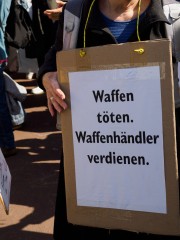 Ostermarsch 2023, Hamburg | grueter/r-mediabase | <a href=/confor2/?bld=75009&t=d&pst=75016&aid=575&dc=1321&i1=grueter/r-mediabase><strong>Download Bild 75009...</strong></a> |