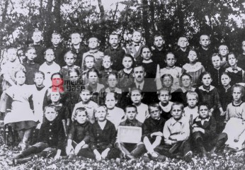 Bildrechte Rudi Denner - r-mediabase # Dietzhausen im Wandel der Zeiten