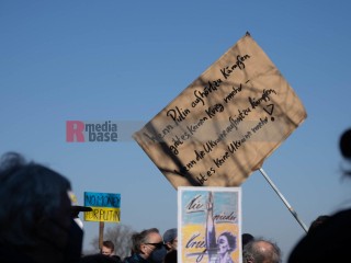 Wenn Putin aufhört zu kämpfen... | grueter/r-mediabase / R-mediabase | <a href=/confor2/?bld=63351&t=d&pst=63324&aid=575&dc=1327&i1=grueter/r-mediabase%20/%20R-mediabase><strong>Download Bild 63351...</strong></a> |