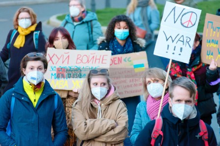 Dortmund: Friedenskundgebung der Fridays for Future gegen den Krieg in der Ukraine <i>Bild 62978 Bitzel</i><br><a href=/email-download/?bld=62978><strong>DirektDownload</strong></a>