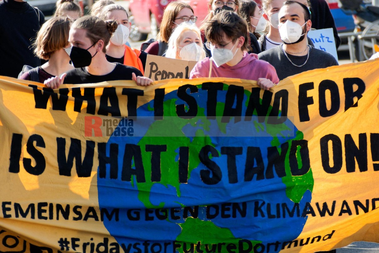 Fridays for Future - Globaler Klimastreik am 25. März 2022 <i>Bild 63618 Bitzel</i><br>