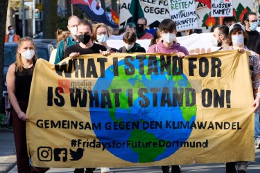 Fridays for Future - Globaler Klimastreik am 25. März 2022 <i>Bild  63625 Bitzel</i> / <a href=/confor2/?bld=63625&pst=63606&aid=70><strong>Anfrage</strong> zu Bild</a> / 