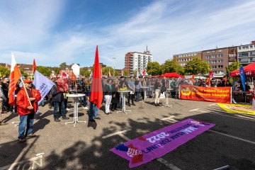 Kundgebung und Demonstration zum 1. Mai 2022 in Kiel | uste/R-mediabase / R-mediabase | <a href=/confor2/?bld=65321&t=d&pst=65282&aid=10&dc=1008&i1=uste/R-mediabase%20/%20R-mediabase><strong>Download Bild 65321...</strong></a> |