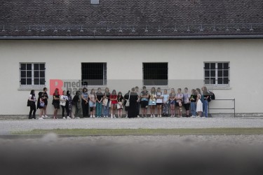 KZ Gedenkstätte Dachau | Bildrechte  Grueter | <strong>Bild</strong> 67445  <a href=/confor/?bld=67445&pst=67427>anfragen</a> | <strong>Galerie</strong> 67427  <a href=/gezielte-bildersuche/?sk=67427>anzeigen</a>