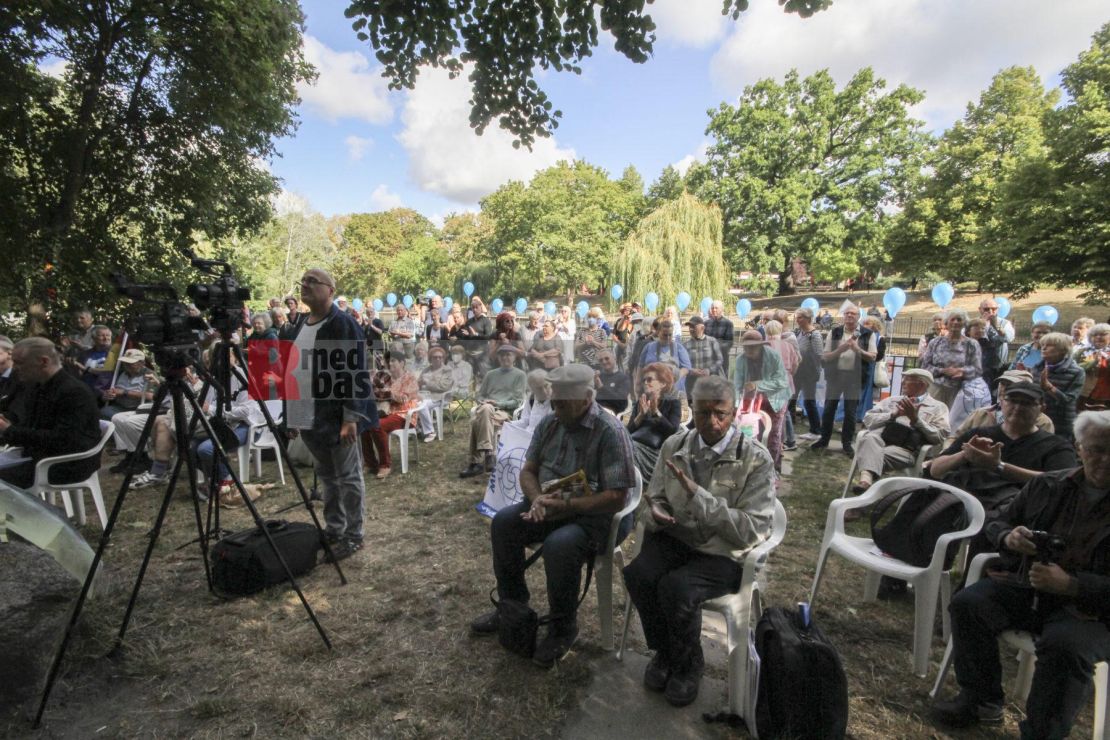 77. Gedenktag an die Opfer für die Atombombenabwürfe <i>Bild Denner/R-mediabase</i> <br><a href=/confor2/?bld=67686&pst=67677&aid=86&dc=1020&i1=Denner/R-mediabase><strong>Downloadanfrage</strong></a>