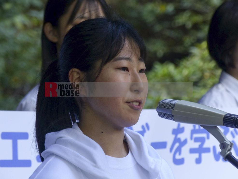 77. Gedenktag an die Opfer für die Atombombenabwürfe <i>Bild Denner/R-mediabase</i> <br><a href=/confor2/?bld=67706&pst=67677&aid=86&dc=2233&i1=Denner/R-mediabase><strong>Downloadanfrage</strong></a>