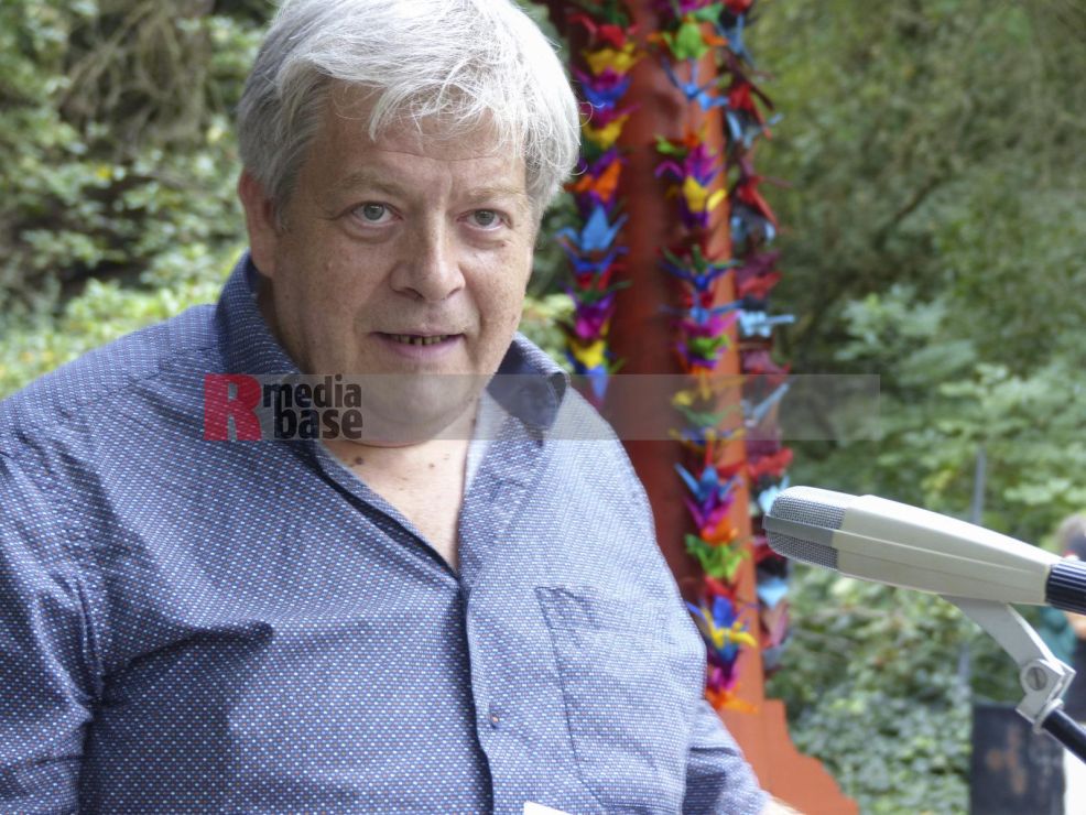 77. Gedenktag an die Opfer für die Atombombenabwürfe <i>Bild Denner/R-mediabase</i> <br><a href=/confor2/?bld=67710&pst=67677&aid=86&dc=2258&i1=Denner/R-mediabase><strong>Downloadanfrage</strong></a>