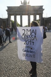 2. Mai 2014 : Gedenken der Opfer des Massakers in Odessa <i>Bild  69260 Denner</i><br><a href=/confor2/?bld=69260&pst=69256&aid=86>Anfrage <strong>Download</strong></a>