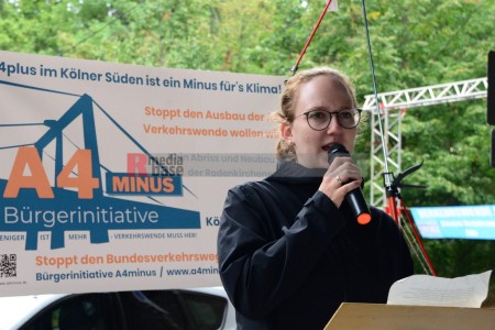 Protest gegen A4plus: Eileen Wöstmann, MdL Grüne <i>Bild 69088 Slawiczek</i><br><a href=/email-download/?bld=69088><strong>DirektDownload</strong></a>