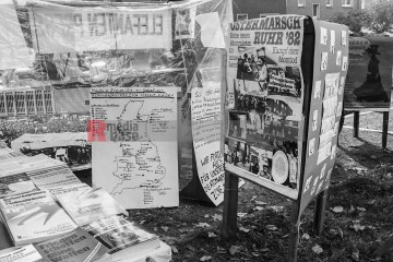 11.9.1982: künstler für den frieden,  ruhrstadion bochum | jovofoto / R-mediabase | <a href=/confor2/?bld=70159&t=d&pst=70151&aid=23&dc=0111&i1=jovofoto%20/%20R-mediabase><strong>Download Bild 70159...</strong></a>  |
