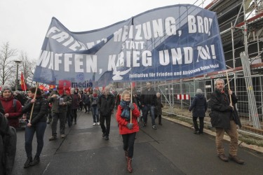 Luxemburg-Liebknecht-Demo 2023 <i>Bild  71969 Denner</i> / <a href=/confor2/?bld=71969&pst=71934&aid=86>Anfrage <strong>Download</strong></a> / 
