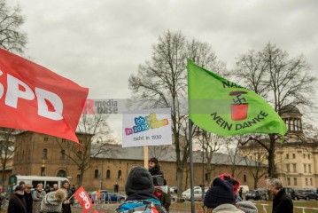 Proteste gegen AfD-Kundgebung in Charlottenburg <i>Bild 72283 Christian Schneider</i><br><a href=/confor2/?bld=72283&pst=72228&aid=615>Download (Anfrage)</a>  /  <a href=/?page_id=72228#jig2>zur Galerie</a>
