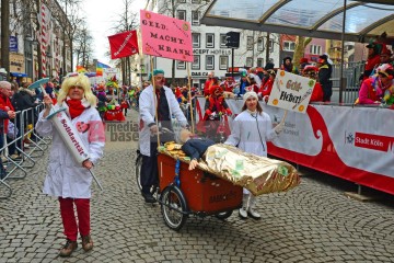 Rosenmontag in Köln mit den Pappnasen Rot-Schwarz | Slawiczek/R-mediabase / R-mediabase | <a href=/confor2/?bld=73556&t=d&pst=73478&aid=20&dc=1015&i1=Slawiczek/R-mediabase%20/%20R-mediabase><strong>Download Bild 73556...</strong></a>  |