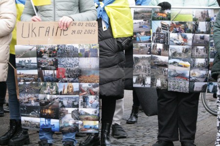 Jahrestag zum Krieg in der Ukraine <i>Bild 73667 Manuela Hillekamps</i><br><a href=/email-download/?bld=73667><strong>DirektDownload</strong></a>