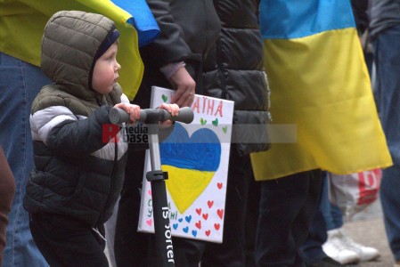 Jahrestag zum Krieg in der Ukraine <i>Bild 73674 Manuela Hillekamps</i><br><a href=/email-download/?bld=73674><strong>DirektDownload</strong></a>