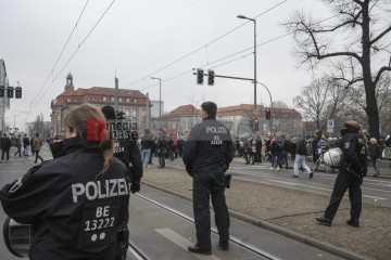 Bundesweiter Klimastreik am 3.3.2023 - Berlin | Rudi Denner/R-mediabase / R-mediabase | <a href=/confor2/?bld=74148&t=d&pst=74132&aid=86&dc=1442&i1=Rudi%20Denner/R-mediabase%20/%20R-mediabase><strong>Download Bild 74148...</strong></a>  |