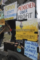 Bundesweiter Klimastreik am 3.3.2023 - Berlin | Rudi Denner/R-mediabase / R-mediabase | <a href=/confor2/?bld=74154&t=d&pst=74132&aid=86&dc=1440&i1=Rudi%20Denner/R-mediabase%20/%20R-mediabase><strong>Download Bild 74154...</strong></a>  |