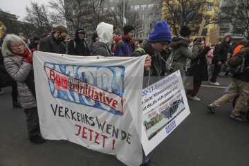Bundesweiter Klimastreik am 3.3.2023 - Berlin | Rudi Denner/R-mediabase / R-mediabase | <a href=/confor2/?bld=74168&t=d&pst=74132&aid=86&dc=1517&i1=Rudi%20Denner/R-mediabase%20/%20R-mediabase><strong>Download Bild 74168...</strong></a>  |
