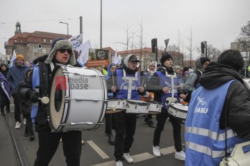 Bundesweiter Klimastreik am 3.3.2023 - Berlin | Rudi Denner/R-mediabase / R-mediabase | <a href=/confor2/?bld=74173&t=d&pst=74132&aid=86&dc=1527&i1=Rudi%20Denner/R-mediabase%20/%20R-mediabase><strong>Download Bild 74173...</strong></a>  |