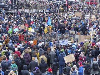 Bundesweiter Klimastreik am 3.3.2023 - Berlin | Rudi Denner/R-mediabase / R-mediabase | <a href=/confor2/?bld=74175&t=d&pst=74132&aid=86&dc=0108&i1=Rudi%20Denner/R-mediabase%20/%20R-mediabase><strong>Download Bild 74175...</strong></a>  |