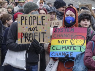 Bundesweiter Klimastreik am 3.3.2023 - Berlin | Rudi Denner/R-mediabase / R-mediabase | <a href=/confor2/?bld=74179&t=d&pst=74132&aid=86&dc=0127&i1=Rudi%20Denner/R-mediabase%20/%20R-mediabase><strong>Download Bild 74179...</strong></a>  |