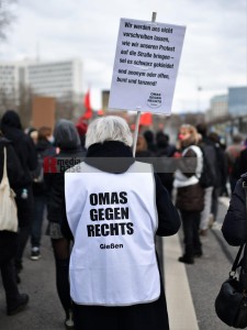 „<strong>Versammlungsfreiheitsgesetz stoppen“ – Demonstration in Wiesbaden</strong> <i>Bild 74388 Timo Krügener</i><br><a href=/email-download/?bld=74388><strong>DirektDownload</strong></a>