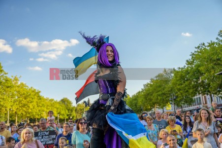Nationalfeiertag Ukraine, Köln, Heumarkt - Foto: Sieckmeyer <i>Bild 74287 Slawiczek</i><br><a href=/email-download/?bld=74287><strong>DirektDownload</strong></a>