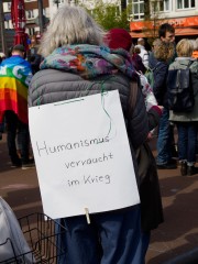Ostermarsch 2023, Hamburg | grueter/r-mediabase / R-mediabase | <a href=/confor2/?bld=74988&t=d&pst=75016&aid=575&dc=1249&i1=grueter/r-mediabase%20/%20R-mediabase><strong>Download Bild 74988...</strong></a> |