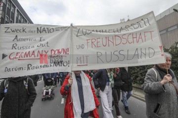 Ostermarsch Berlin 2023 | Rudi Denner/R-mediabase / R-mediabase | <a href=/confor2/?bld=74849&t=d&pst=74817&aid=86&dc=1453&i1=Rudi%20Denner/R-mediabase%20/%20R-mediabase><strong>Download Bild 74849...</strong></a>  |