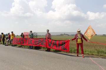 Bildrechte Manuela Hillekamps # | Manuela Hillekamps | <a href=/confor2/?bld=75845&t=d&pst=75819&aid=613&dc=1256&i1=Manuela%20Hillekamps><strong>Download...</strong></a> |