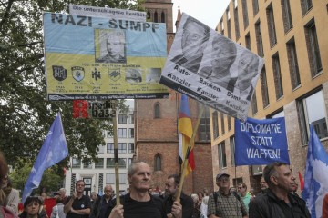 3. Oktober - Höchste Zeit für Friedenspolitik | Rudi Denner/R-mediabase / R-mediabase | <a href=/confor2/?bld=77267&t=d&pst=77258&aid=86&dc=1340&i1=Rudi%20Denner/R-mediabase%20/%20R-mediabase><strong>Download Bild 77267...</strong></a> |