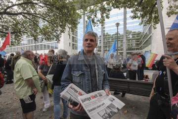 3. Oktober - Höchste Zeit für Friedenspolitik | Rudi Denner/R-mediabase / R-mediabase | <a href=/confor2/?bld=77268&t=d&pst=77258&aid=86&dc=1324&i1=Rudi%20Denner/R-mediabase%20/%20R-mediabase><strong>Download Bild 77268...</strong></a> |
