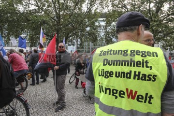 3. Oktober - Höchste Zeit für Friedenspolitik | Rudi Denner/R-mediabase / R-mediabase | <a href=/confor2/?bld=77269&t=d&pst=77258&aid=86&dc=1341&i1=Rudi%20Denner/R-mediabase%20/%20R-mediabase><strong>Download Bild 77269...</strong></a> |