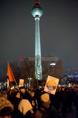 Große Kundgebung: Auf die Straße! gegen die nazistischen Deportationspläne von AfD & Co. | Christian Schneider | <a href=/confor2/?bld=78506&t=d&pst=78488&aid=615&dc=1108&i1=Christian%20Schneider><strong>Download Bild 78506...</strong></a> |